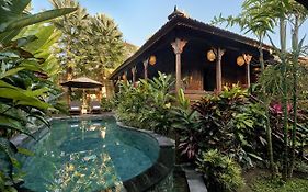 Kawan Antique Ubud Villa